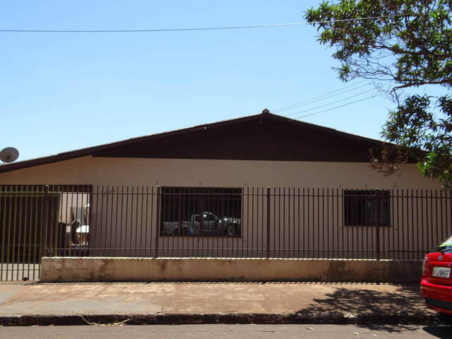 #121 - Casa para Venda em Arapongas - PR - 2