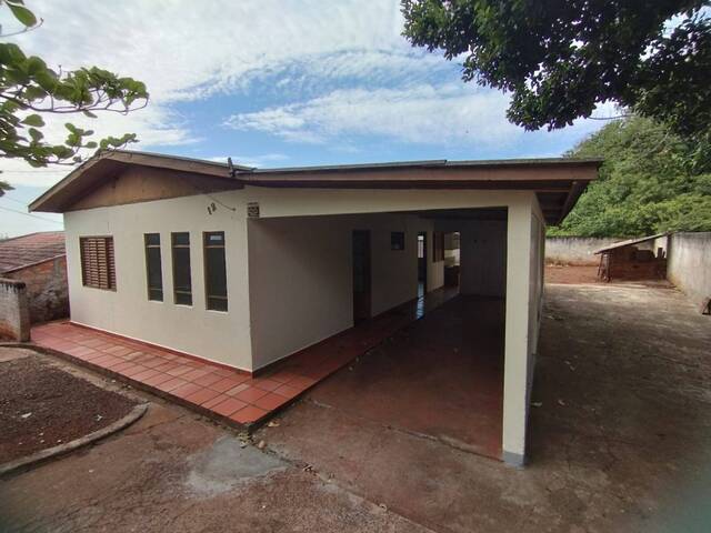 #322 - Casa para Locação em Arapongas - PR - 2