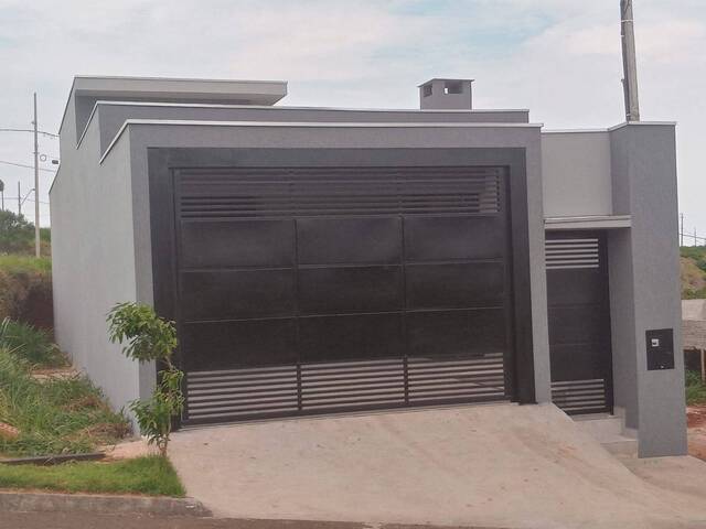 #428 - Casa para Locação em Arapongas - PR