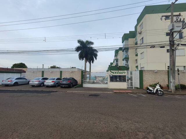 #432 - Apartamento para Locação em Arapongas - PR - 2