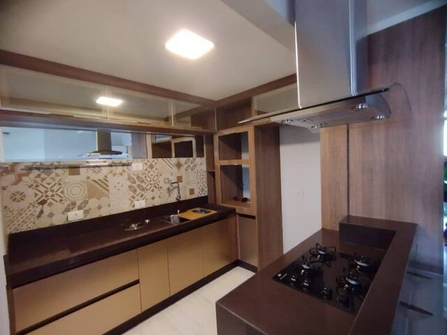 #483 - Apartamento para Venda em Arapongas - PR - 3