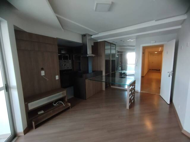 #483 - Apartamento para Venda em Arapongas - PR - 2