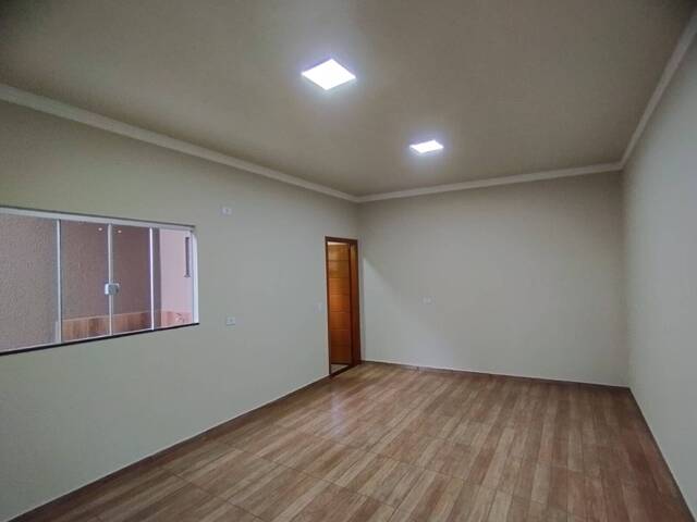 #524 - Casa para Locação em Arapongas - PR