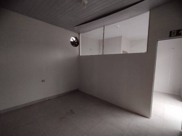 #542 - Sala para Venda em Arapongas - PR