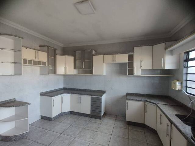 #554 - Apartamento para Locação em Arapongas - PR